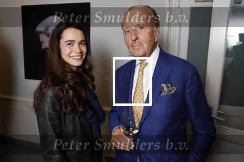 Amsterdam 29 oktober 2023
Opening expositie Davide Heijmans . Haar man Thierry Baudet en haar zoontje waren ook aanwezig .
Davide Heijmans en Theo Hiddema