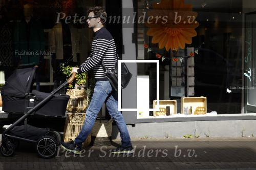 Abcoude 6 oktober 2023
Dexter v d Voorn achter de kinderwagen