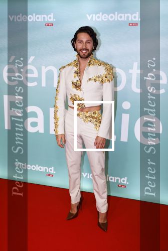 Amsterdam 10 oktober 2023
Premiere een grote familie in Tuschinski . Vidoeland gaat het uitzenden. Diego Gonzalez Clark