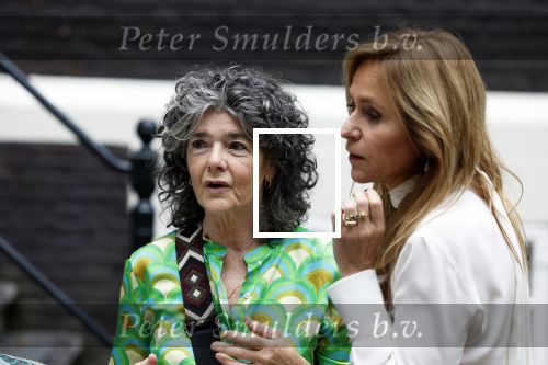 Amsterdam 10 oktober 2023
Presentatie boek moeders van Esther Goedegebuure bij het West Indisch huis. Dieuwertje Blok
