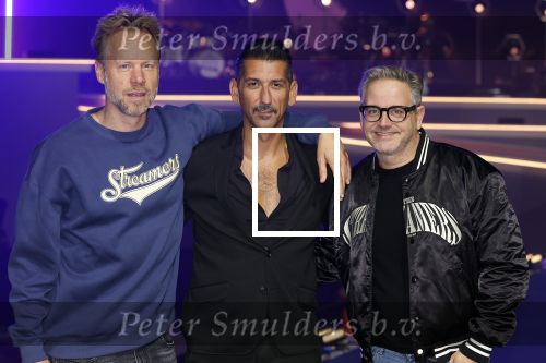 Arnhem 20 oktober 2023
Concert the streamers in het gelredome .
Deelnemers oa Susan en Freek Ronnie Flex Guus Meeuwis Nick Schilder Simon Keizer Diggy Dex Kraantje pappie Roel v Velzen Snelle Danny Vera Flemming Claude Paul de Leeuw Zoe Tauran en Frank Lammers .