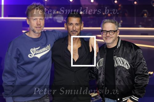 Arnhem 20 oktober 2023
Concert the streamers in het gelredome .
Deelnemers oa Susan en Freek Ronnie Flex Guus Meeuwis Nick Schilder Simon Keizer Diggy Dex Kraantje pappie Roel v Velzen Snelle Danny Vera Flemming Claude Paul de Leeuw Zoe Tauran en Frank Lammers .