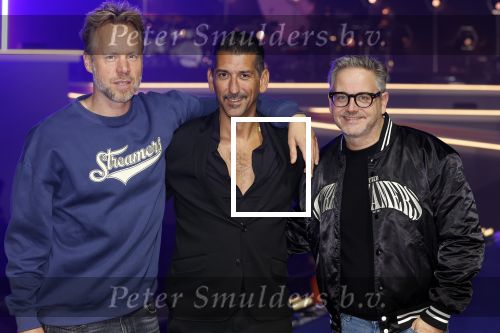 Arnhem 20 oktober 2023
Concert the streamers in het gelredome .
Deelnemers oa Susan en Freek Ronnie Flex Guus Meeuwis Nick Schilder Simon Keizer Diggy Dex Kraantje pappie Roel v Velzen Snelle Danny Vera Flemming Claude Paul de Leeuw Zoe Tauran en Frank Lammers .