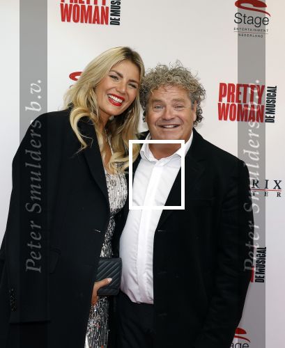 Utrecht 8 oktober 2023
Premiere Pretty Woman in het Beatrixtheater in Utrecht. Dirk Zeelenberg met vriendin Nicole de Vries