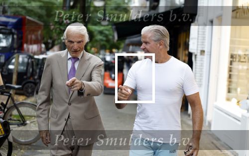 Amsterdam 3 oktober 2023
Dries Roelvink met zijn beste vriend Gunther onderweg naar een heerlijke lunch in Amsterdam zuid. Gunther wordt bijna 85 jaar oud