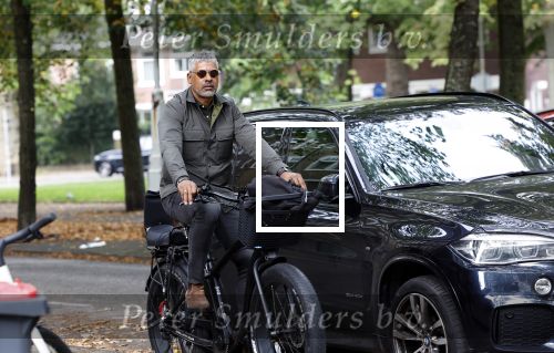 Amsterdam 2 oktober 2023
Frank Rijkaard op zijn fatbike in Amsterdam zuid