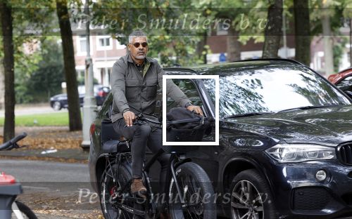 Amsterdam 2 oktober 2023
Frank Rijkaard op zijn fatbike in Amsterdam zuid