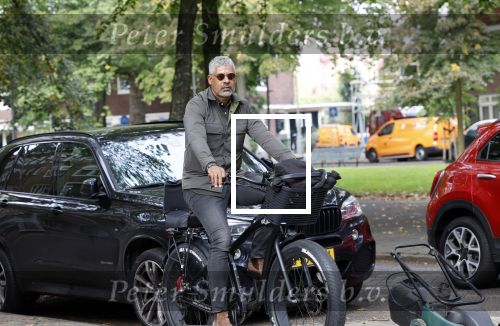 Amsterdam 2 oktober 2023
Frank Rijkaard op zijn fatbike in Amsterdam zuid