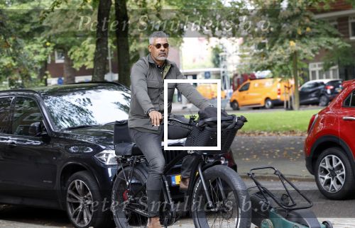 Amsterdam 2 oktober 2023
Frank Rijkaard op zijn fatbike in Amsterdam zuid