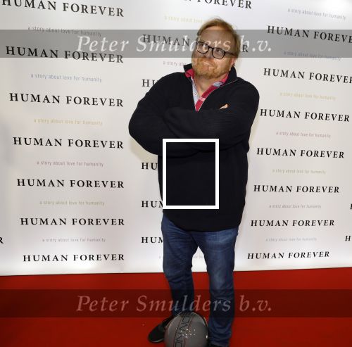 Amsterdam 9 oktober 2023
Premiere Human Forever door oa Teun Toebes in Tuschinski. Frits Huffnagel