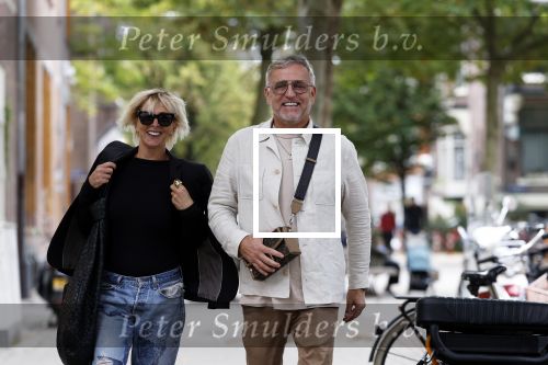Amsterdam 11 oktober 2023
Gordon en Monique des Bouvrie lunchen bij de burger Room en gaan daarna samen naar de pc hooftstraat.