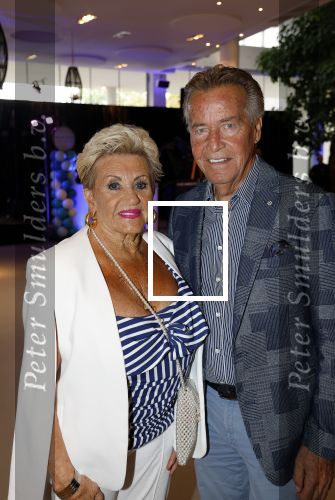Hilversum 7 oktober 2023
Presentatie nieuwe magazine van Nicole des Bouvrie bij  Theater Gooiland. hanny en Ton Veerkamp