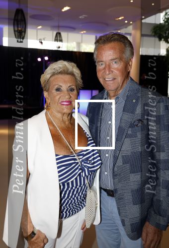 Hilversum 7 oktober 2023
Presentatie nieuwe magazine van Nicole des Bouvrie bij  Theater Gooiland. hanny en Ton Veerkamp