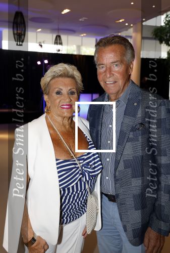 Hilversum 7 oktober 2023
Presentatie nieuwe magazine van Nicole des Bouvrie bij  Theater Gooiland. hanny en Ton Veerkamp