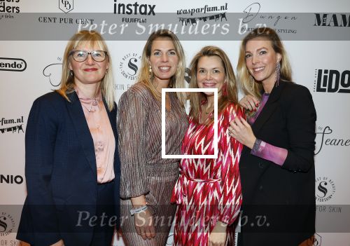 Amsterdam 23 oktober 2023
Presentatie nieuwe cover Kek Mama op event van Friends of the brands in het Lido . Helene v santen