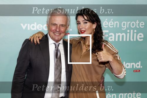 Amsterdam 10 oktober 2023
Premiere een grote familie in Tuschinski . Vidoeland gaat het uitzenden. Huub Stapel en Tina de Bruin