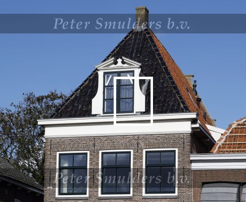 Omgeving Amsterdam 14 oktober 2023
Igone de Jongh heeft een nieuw huis na haar scheiding van Thijs Romer . Igone laat allebei de honden uit.