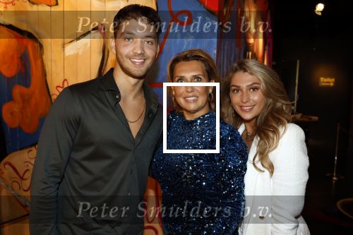 Amsterdam 28 september 2023
Premiere Hans Klok bij the Harbour Club.
Jenny de Munk met zoon en dochter