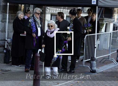 Amsterdam, 17 Oktober 2023
Afscheid Danielle v t Schip
Jeroen Krabbe met vrouw en zoons Martijn Krabbe en Jasper Krabbe