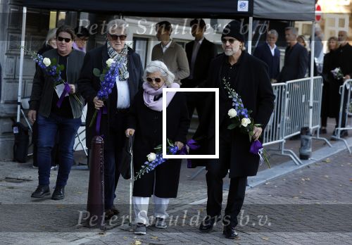 Amsterdam, 17 Oktober 2023
Afscheid Danielle v t Schip
Jeroen Krabbe met vrouw en zoons Martijn Krabbe en Jasper Krabbe