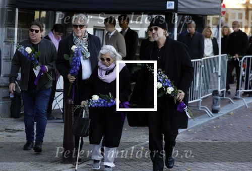 Amsterdam, 17 Oktober 2023
Afscheid Danielle v t Schip
Jeroen Krabbe met vrouw en zoons Martijn Krabbe en Jasper Krabbe