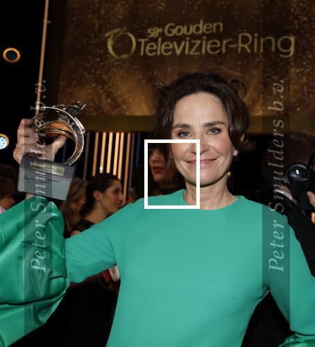 Amsterdam 12 oktober 2023
Televizierring 2023 in Carre .
Jet de Nijs kreeg de prijs voor het mooiste tv moment van het jaar gedraaid bij optreden van haar man Rob de Nijs .