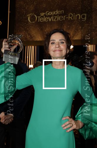 Amsterdam 12 oktober 2023
Televizierring 2023 in Carre .
Jet de Nijs kreeg de prijs voor het mooiste tv moment van het jaar gedraaid bij optreden van haar man Rob de Nijs .