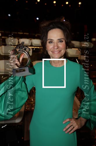 Amsterdam 12 oktober 2023
Televizierring 2023 in Carre .
Jet de Nijs kreeg de prijs voor het mooiste tv moment van het jaar gedraaid bij optreden van haar man Rob de Nijs .