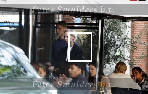 Amsterdam 5 oktober 2023
Joey Veerman en zijn vriendin Chantalle Schilder en hun baby zijn dagje in Amsterdam . Zezijn dar met Joel Drommel en zijn vriendin Laura v Leeuwen