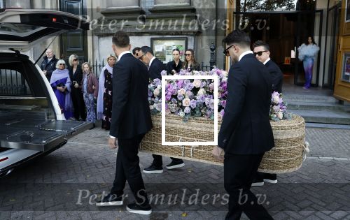 Amsterdam, 17 Oktober 2023
Afscheid Danielle v t Schip
Johnny de Mol