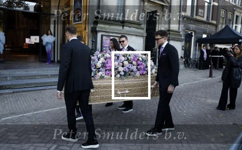 Amsterdam, 17 Oktober 2023
Afscheid Danielle v t Schip
Johnny de Mol
