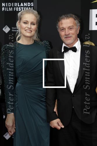 Utrecht 29 september 2023
Uitreiking gouden kalveren in de schouwburg van Utrecht. Jurgen Smit en Marit v Bohemen en haar dochter