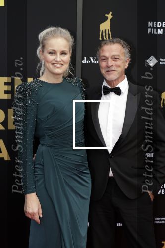 Utrecht 29 september 2023
Uitreiking gouden kalveren in de schouwburg van Utrecht. Jurgen Smit en Marit v Bohemen en haar dochter