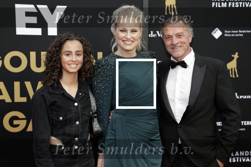 Utrecht 29 september 2023
Uitreiking gouden kalveren in de schouwburg van Utrecht. Jurgen Smit en Marit v Bohemen en haar dochter