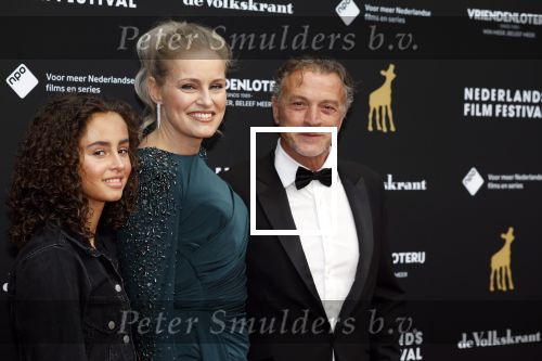 Utrecht 29 september 2023
Uitreiking gouden kalveren in de schouwburg van Utrecht. Jurgen Smit en Marit v Bohemen en haar dochter