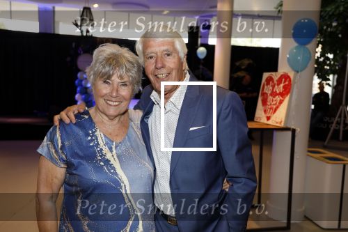 Hilversum 7 oktober 2023
Presentatie nieuwe magazine van Nicole des Bouvrie bij  Theater Gooiland. Klaas Wilting met zijn vrouw