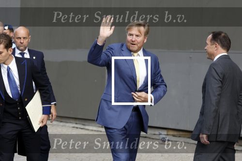Amsterdam 5 oktober 2023
Koning Willem Alexander arriveert bij koninklijk paleis op de dam en staat de pers te woord ivm lidsmaatschap Prins Bernhard aan partij van Adolf Hitler