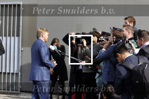 Amsterdam 5 oktober 2023
Koning Willem Alexander arriveert bij koninklijk paleis op de dam en staat de pers te woord ivm lidsmaatschap Prins Bernhard aan partij van Adolf Hitler