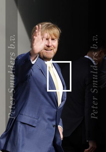 Amsterdam 5 oktober 2023
Koning Willem Alexander arriveert bij koninklijk paleis op de dam en staat de pers te woord ivm lidsmaatschap Prins Bernhard aan partij van Adolf Hitler