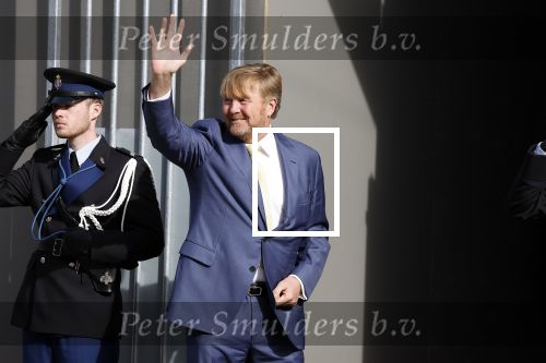 Amsterdam 5 oktober 2023
Koning Willem Alexander arriveert bij koninklijk paleis op de dam en staat de pers te woord ivm lidsmaatschap Prins Bernhard aan partij van Adolf Hitler