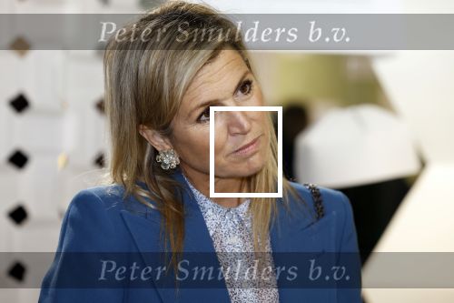 Eindhoven 26 oktober 2023
Koningin Maxima op bezok bij de dutch design week in Eindhoven . Maxima had haar goede vriendin Mariska Dietz mee genomen . Mariska Heeft paleis huis Den Bosch ingericht .
