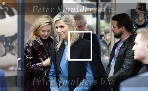 Eindhoven 26 oktober 2023
Koningin Maxima op bezok bij de dutch design week in Eindhoven . Maxima had haar goede vriendin Mariska Dietz mee genomen . Mariska Heeft paleis huis Den Bosch ingericht .