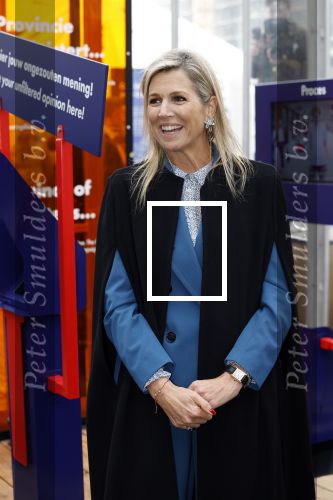 Eindhoven 26 oktober 2023
Koningin Maxima op bezok bij de dutch design week in Eindhoven . Maxima had haar goede vriendin Mariska Dietz mee genomen . Mariska Heeft paleis huis Den Bosch ingericht .