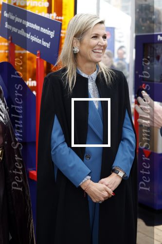 Eindhoven 26 oktober 2023
Koningin Maxima op bezok bij de dutch design week in Eindhoven . Maxima had haar goede vriendin Mariska Dietz mee genomen . Mariska Heeft paleis huis Den Bosch ingericht .