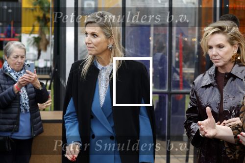 Eindhoven 26 oktober 2023
Koningin Maxima op bezok bij de dutch design week in Eindhoven . Maxima had haar goede vriendin Mariska Dietz mee genomen . Mariska Heeft paleis huis Den Bosch ingericht .