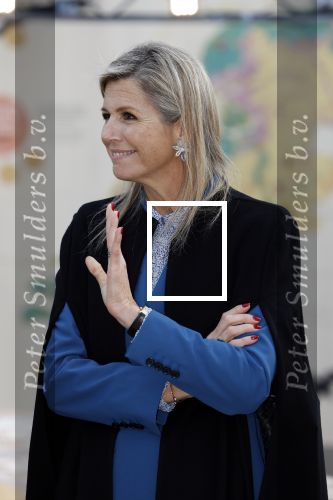Eindhoven 26 oktober 2023
Koningin Maxima op bezok bij de dutch design week in Eindhoven . Maxima had haar goede vriendin Mariska Dietz mee genomen . Mariska Heeft paleis huis Den Bosch ingericht .