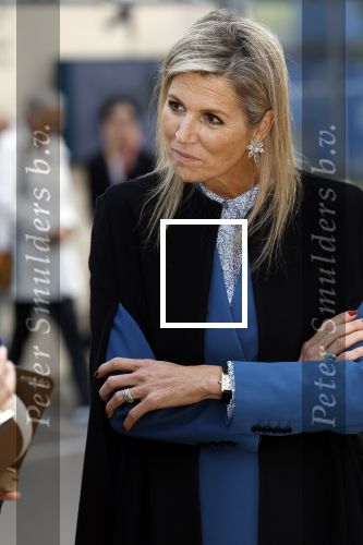 Eindhoven 26 oktober 2023
Koningin Maxima op bezok bij de dutch design week in Eindhoven . Maxima had haar goede vriendin Mariska Dietz mee genomen . Mariska Heeft paleis huis Den Bosch ingericht .