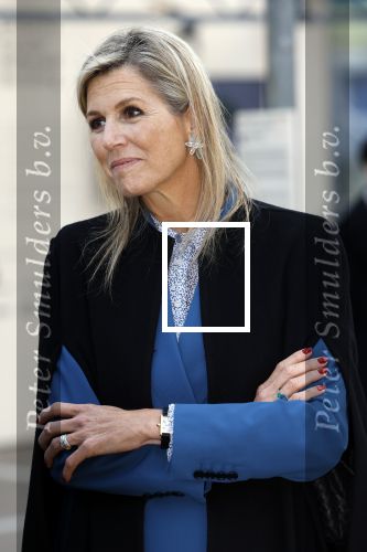 Eindhoven 26 oktober 2023
Koningin Maxima op bezok bij de dutch design week in Eindhoven . Maxima had haar goede vriendin Mariska Dietz mee genomen . Mariska Heeft paleis huis Den Bosch ingericht .