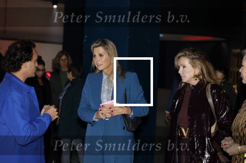 Eindhoven 26 oktober 2023
Koningin Maxima op bezok bij de dutch design week in Eindhoven . Maxima had haar goede vriendin Mariska Dietz mee genomen . Mariska Heeft paleis huis Den Bosch ingericht .