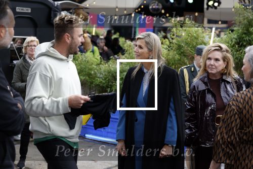Eindhoven 26 oktober 2023
Koningin Maxima op bezok bij de dutch design week in Eindhoven . Maxima had haar goede vriendin Mariska Dietz mee genomen . Mariska Heeft paleis huis Den Bosch ingericht . Jochem Goedhals